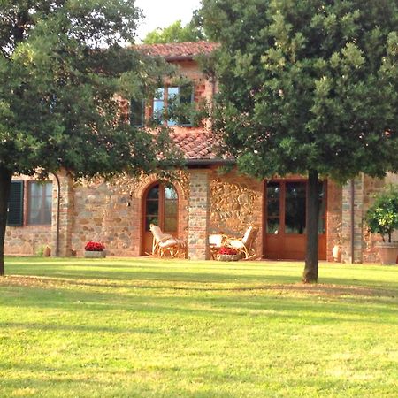 Maison d'hôtes Borgo Ai Lecci à Orentano Extérieur photo